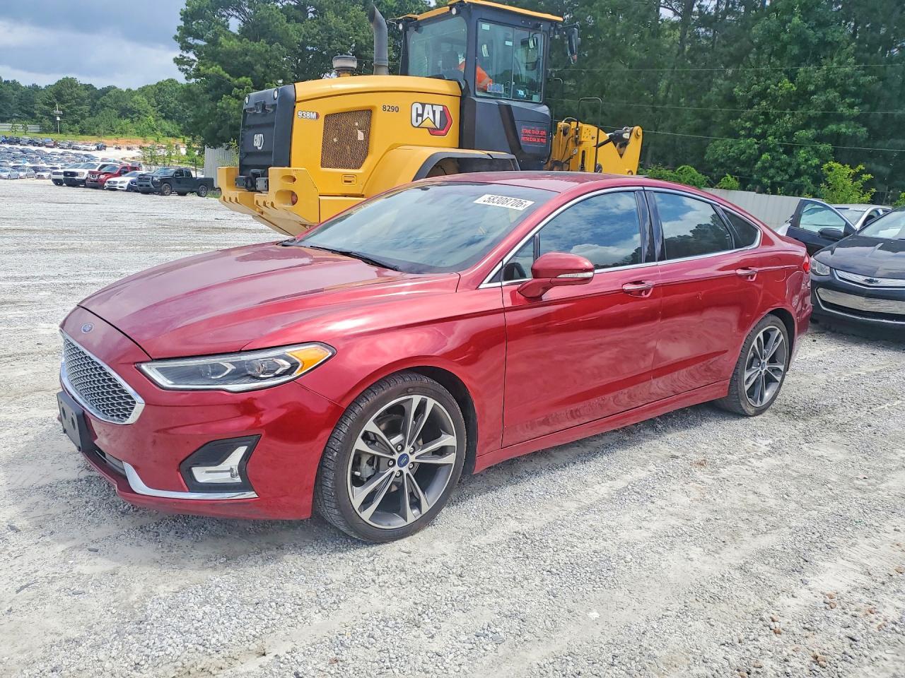 2019 Ford Fusion Titanium - zdjęcie główne