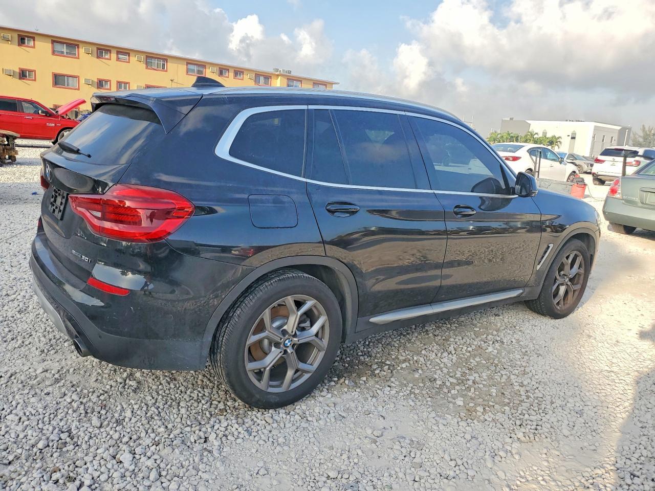 2020 BMW X3 Sdrive30I - zdjęcie 3