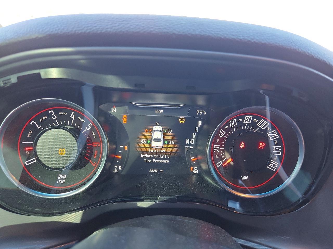 2023 Dodge Challenger R - zdjęcie 9
