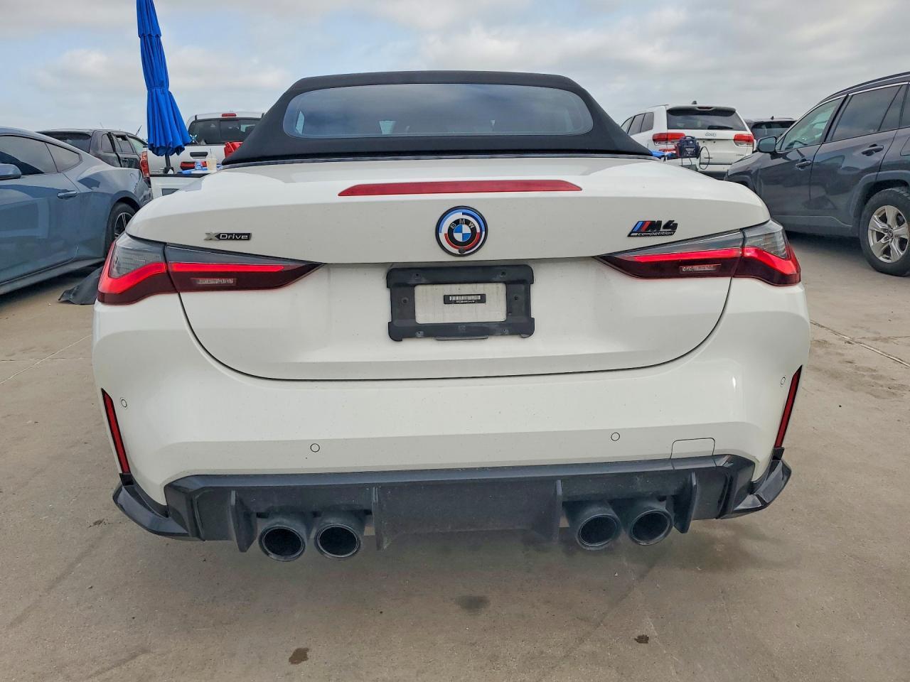 2023 BMW M4 Competition - zdjęcie 6