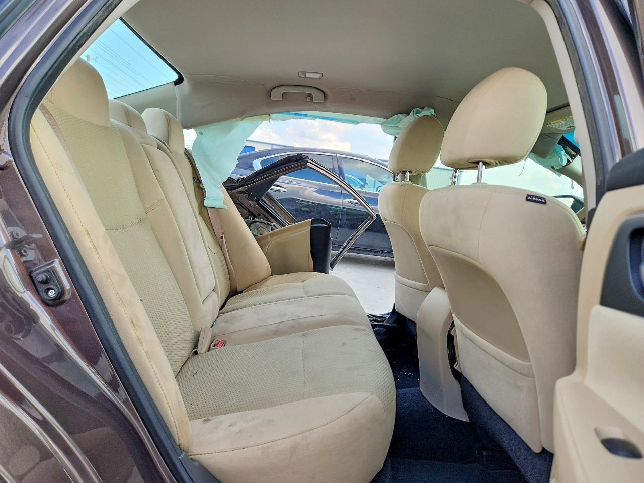 2015 Nissan Altima 2.5 S - zdjęcie 10
