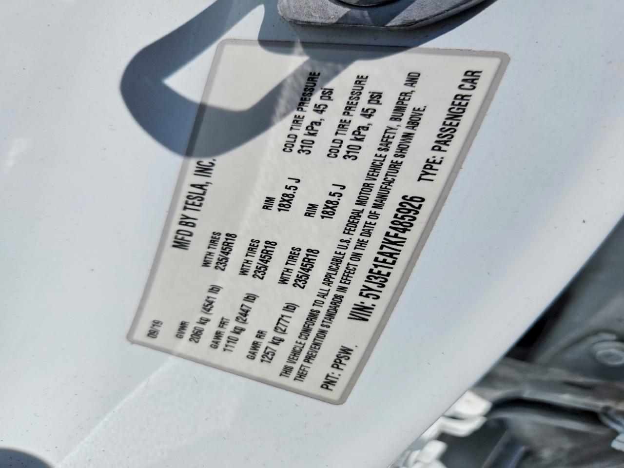2019 Tesla Model 3 - zdjęcie 13