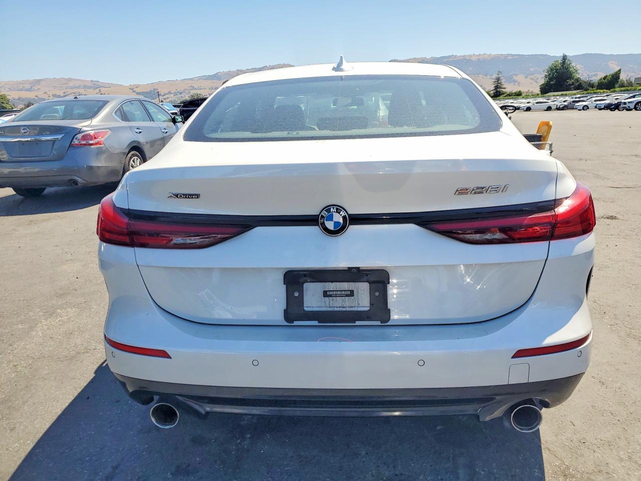 2022 BMW Seria 2 228i - zdjęcie 6