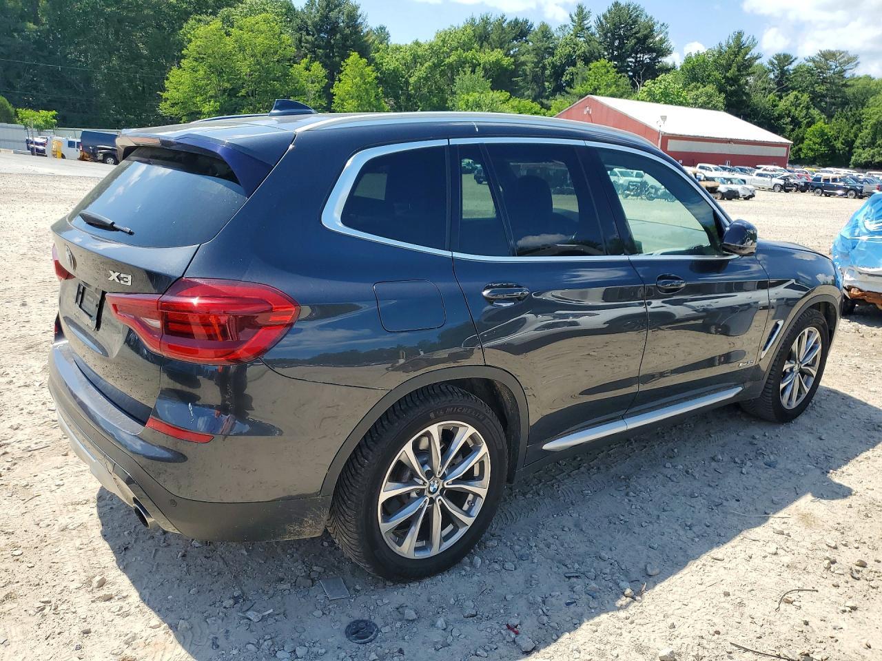 2018 BMW X3 xDrive30I - zdjęcie 3