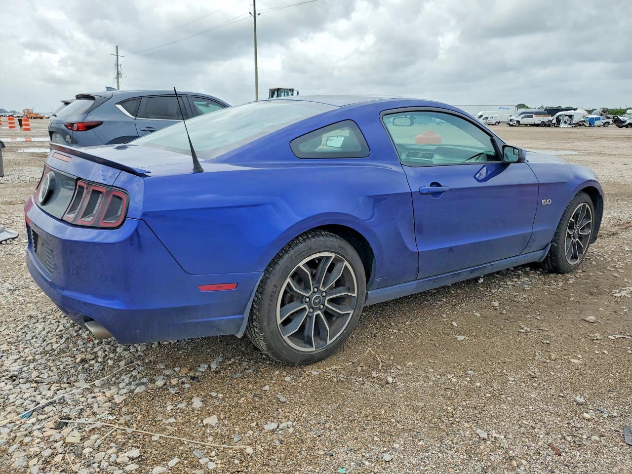 2014 Ford Mustang Gt - zdjęcie 3