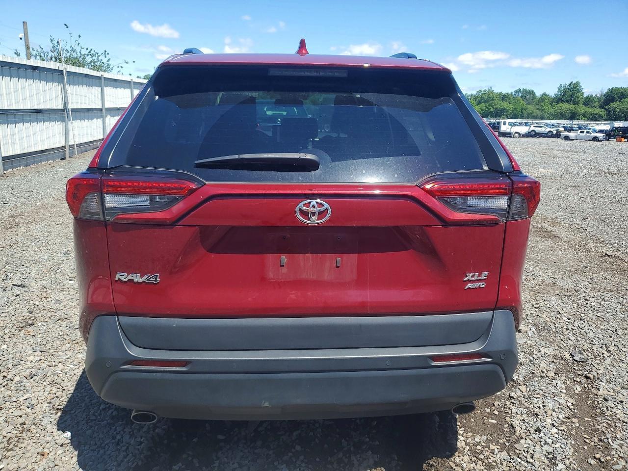 2024 Toyota Rav4 Xle Premium - zdjęcie 6