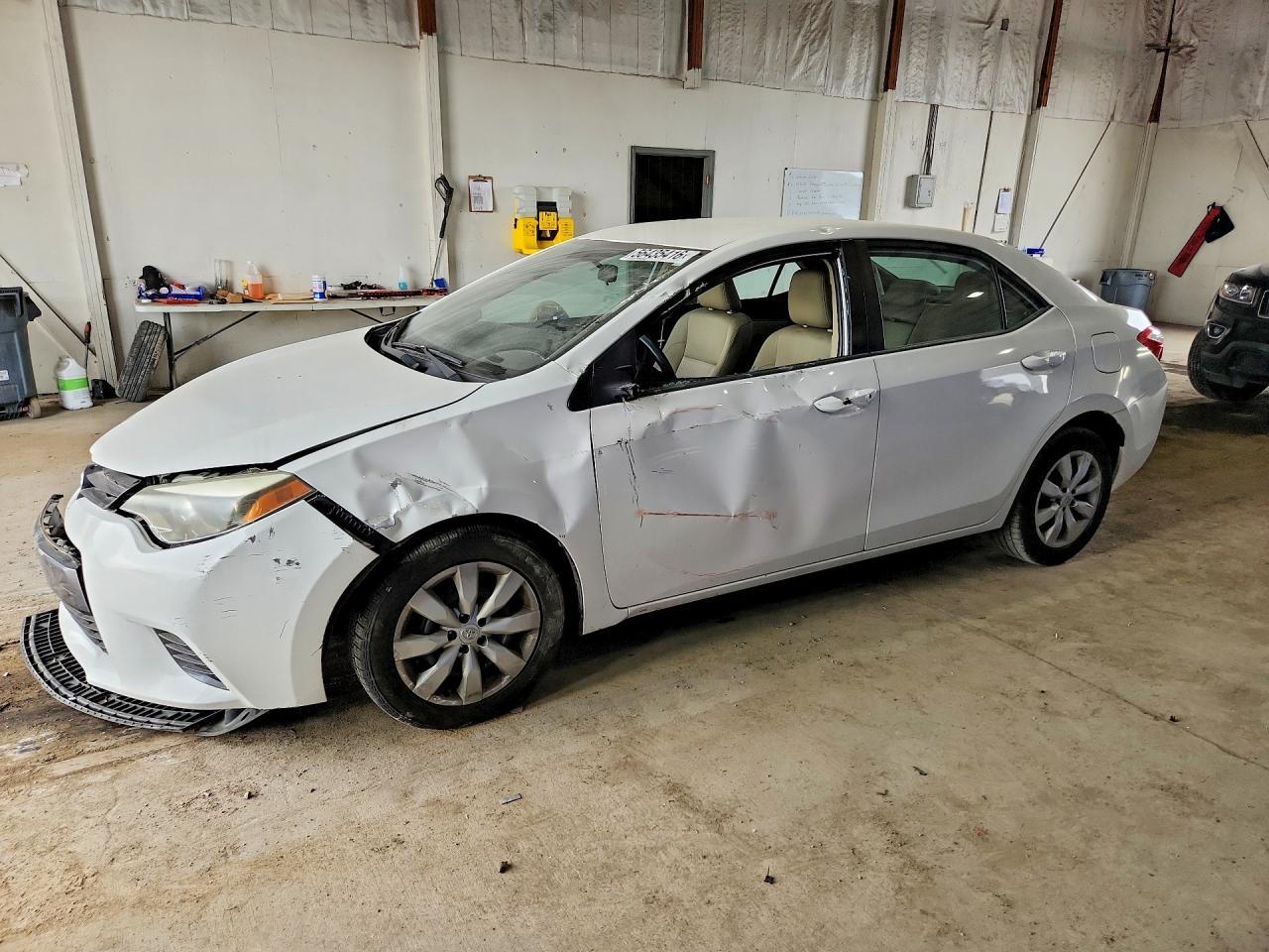 2015 Toyota Corolla Le - zdjęcie główne