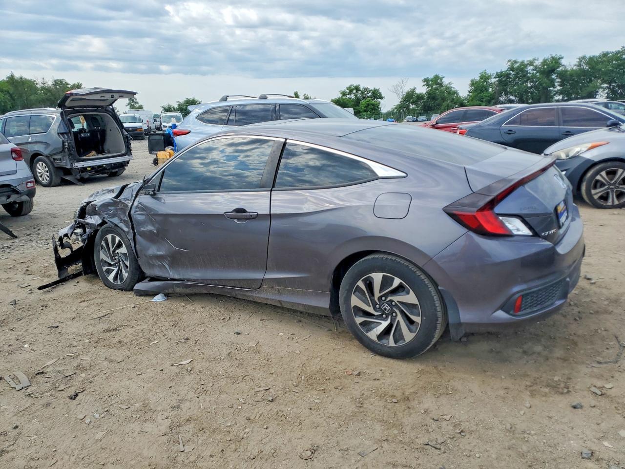 2018 Honda Civic Lx - zdjęcie 2