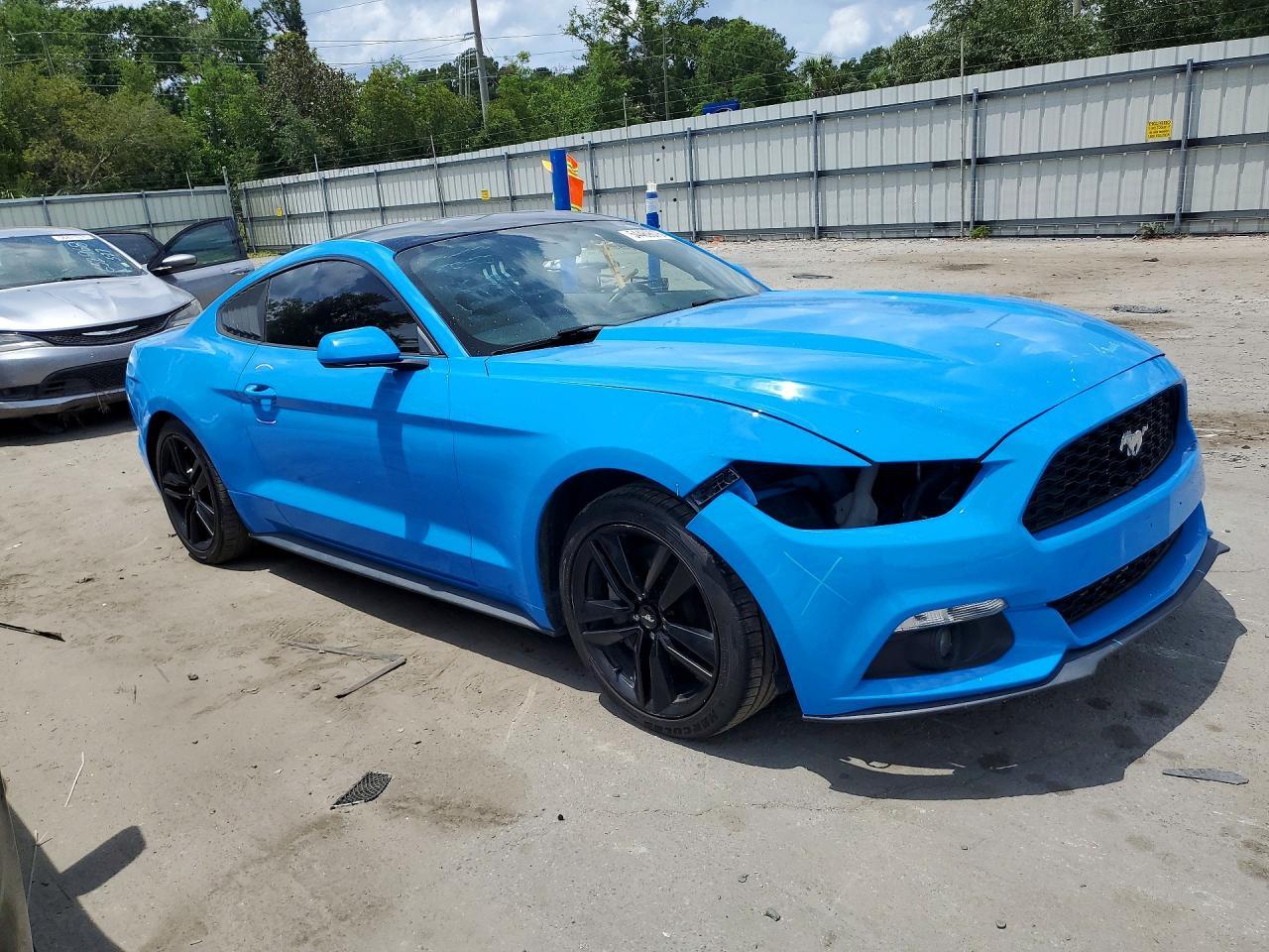 2017 Ford Mustang - zdjęcie 4
