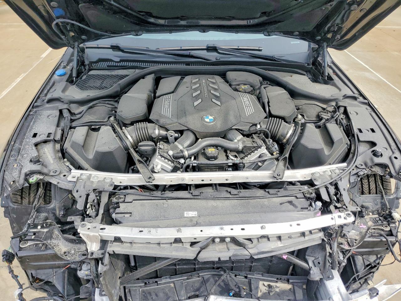 2022 BMW Seria 8 M850i - zdjęcie 11