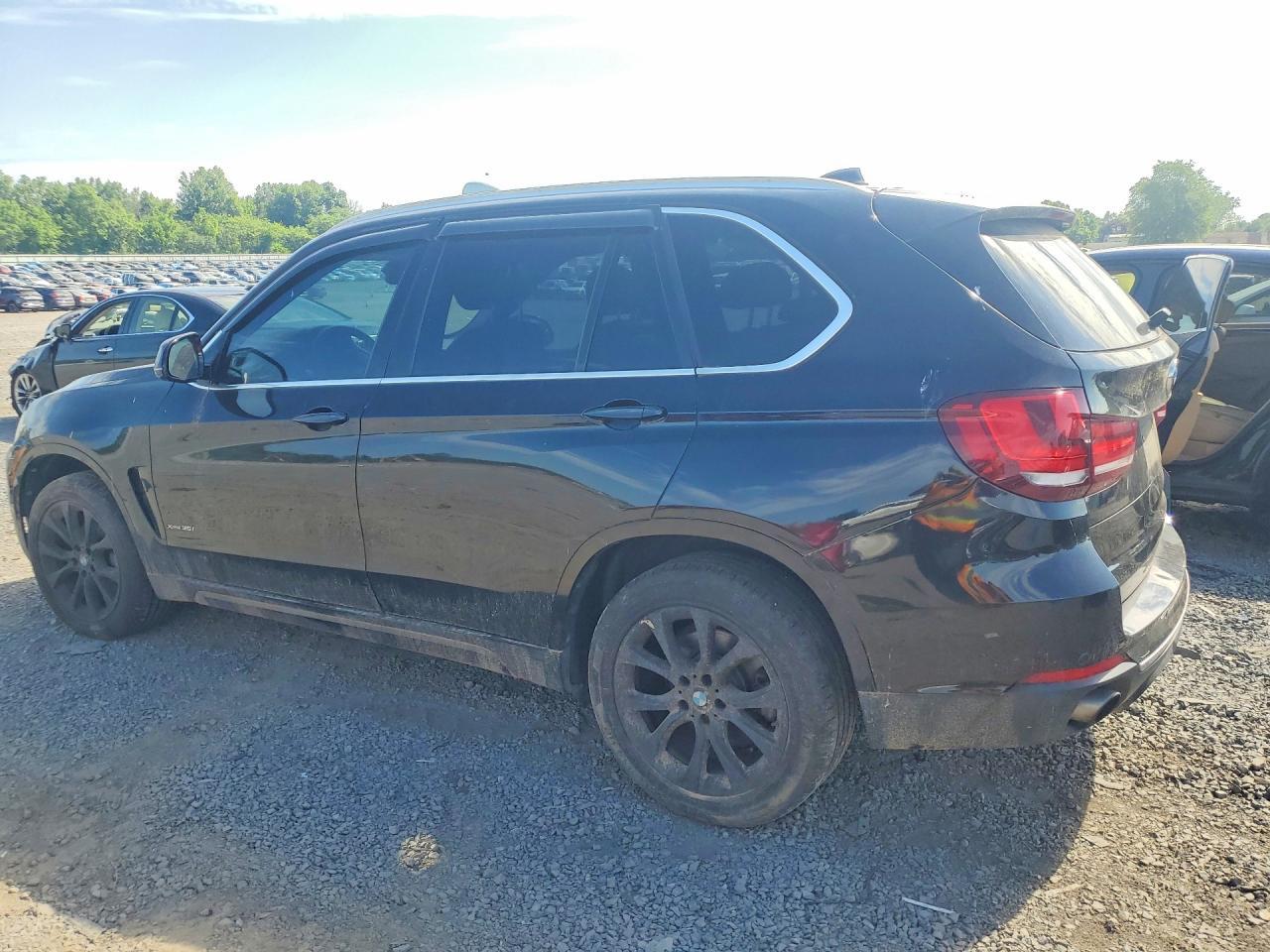 2015 BMW X5 xDrive35I - zdjęcie 2