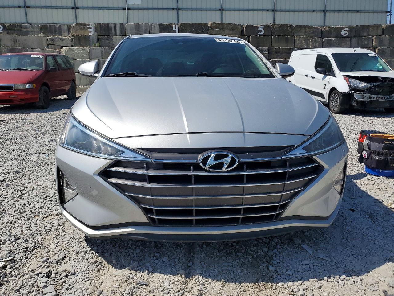 2019 Hyundai Elantra Sel - zdjęcie 5