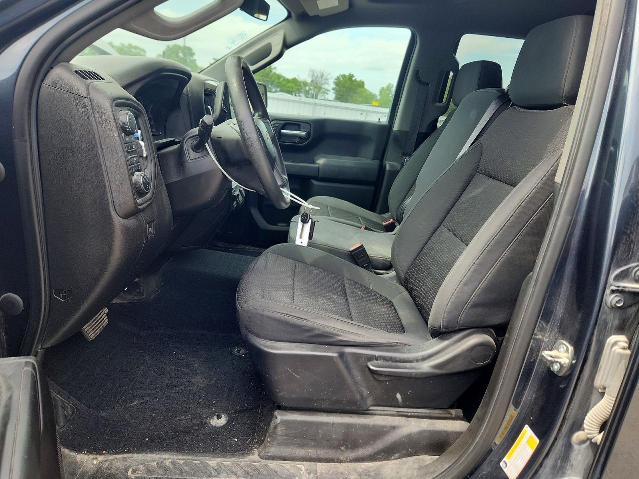 2020 Chevrolet Silverado K1500 Custom - zdjęcie 7