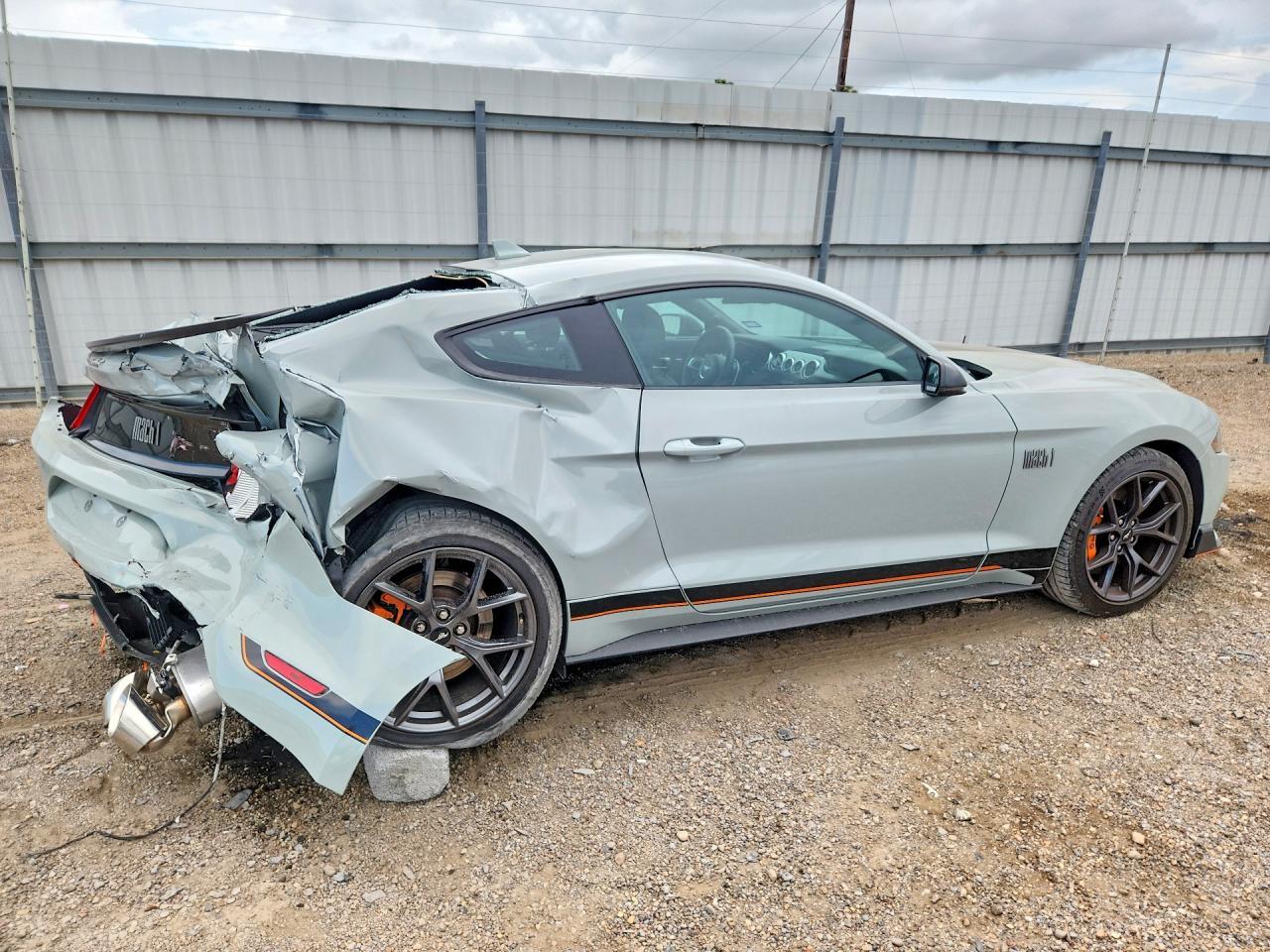 2022 Ford Mustang Mach I - zdjęcie 3