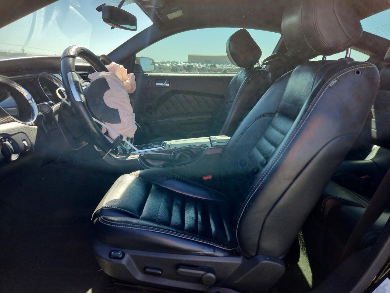 2014 Ford Mustang - zdjęcie 7