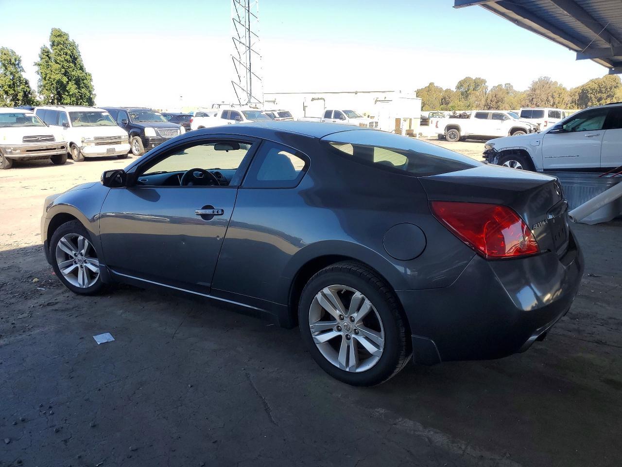 2013 Nissan Altima S - zdjęcie 2