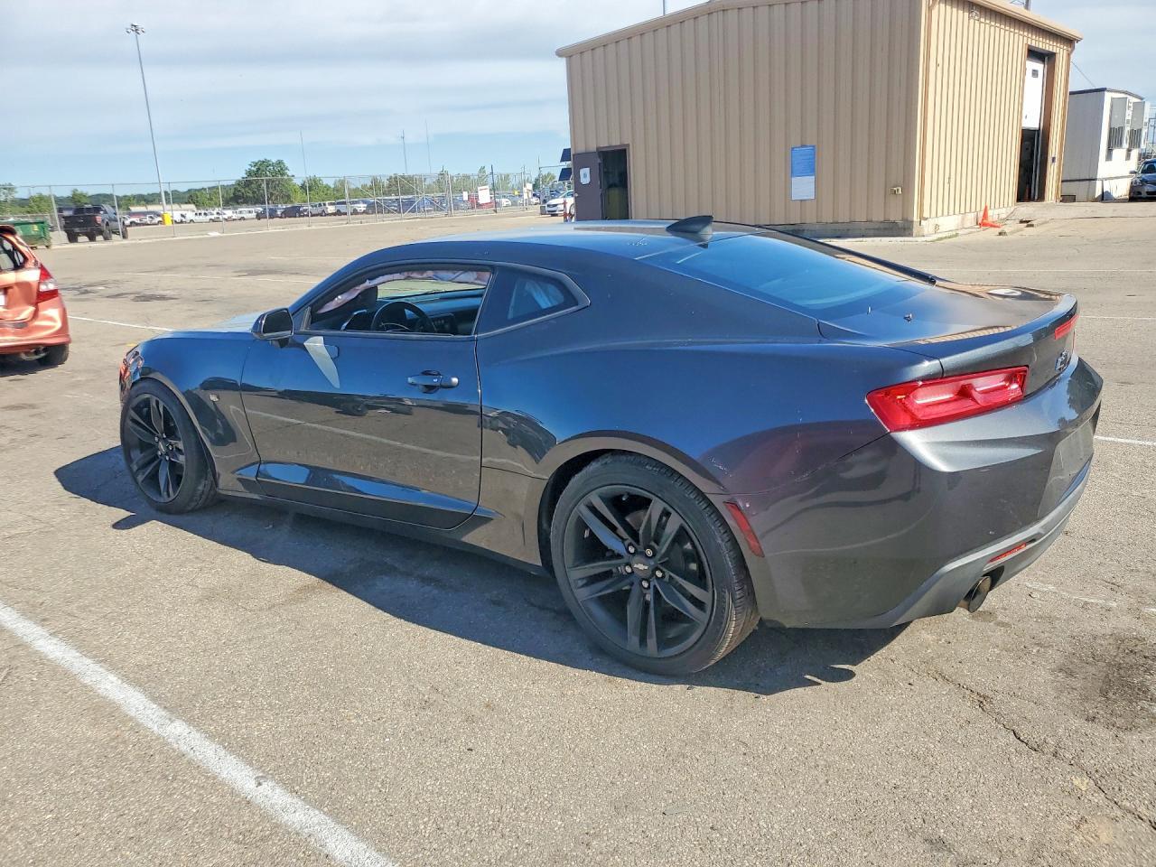 2016 Chevrolet Camaro Lt - zdjęcie 2