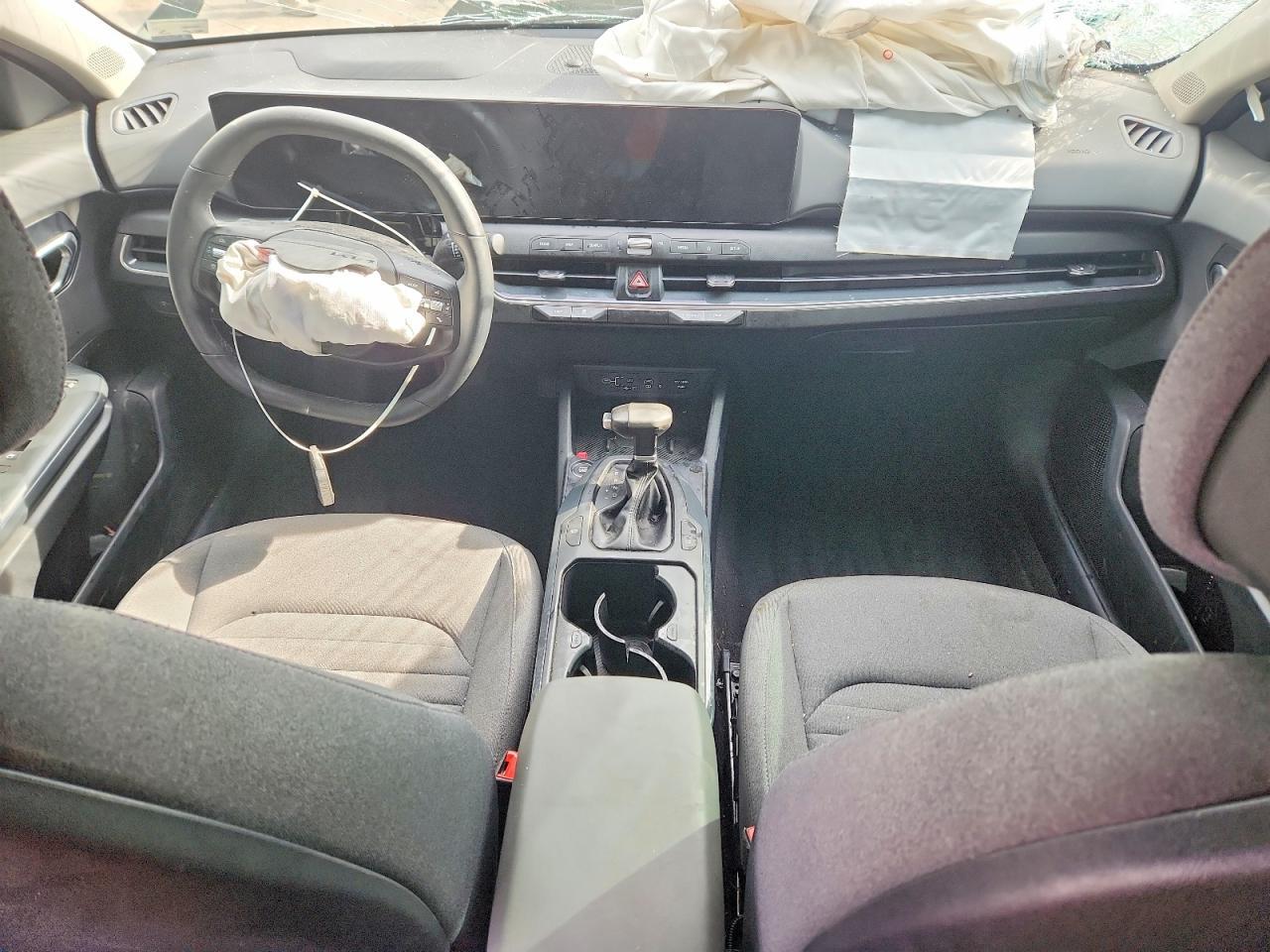 2025 Kia K4 Ex - zdjęcie 8