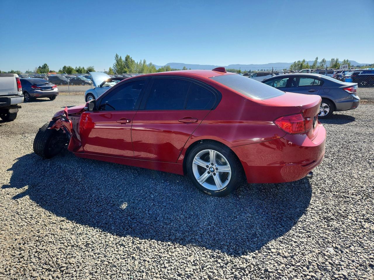2015 BMW 320 I - zdjęcie 2