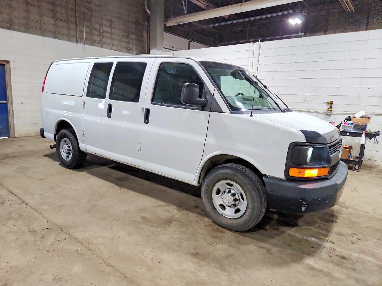 2015 Chevrolet 2500 Exp/C - zdjęcie 4