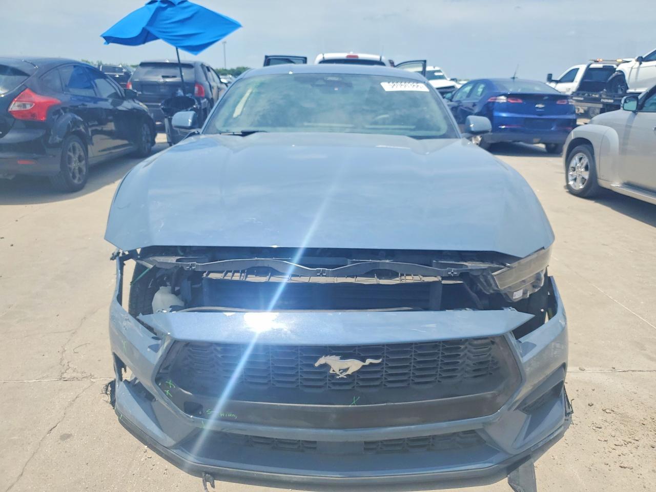 2025 Ford Mustang - zdjęcie 5