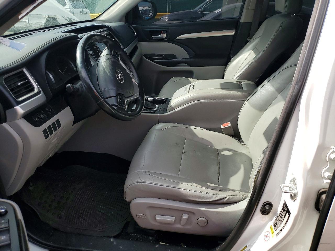 2017 Toyota Highlander Xle - zdjęcie 7