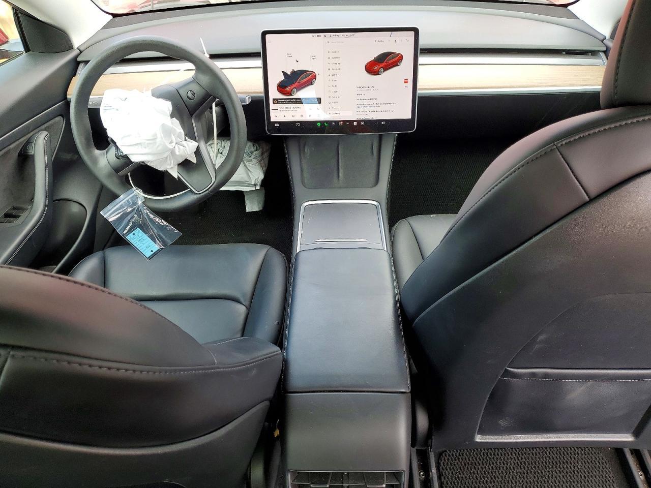 2021 Tesla Model 3 - zdjęcie 8