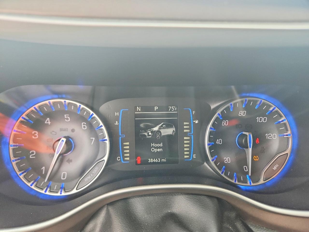 2017 Chrysler Pacifica Touring L - zdjęcie 9