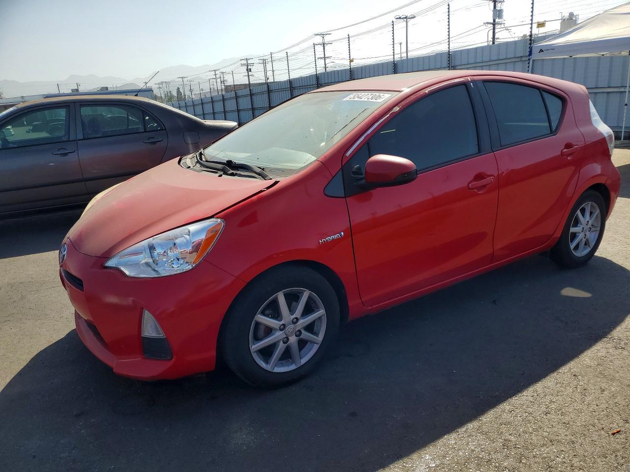 2014 Toyota Prius C Three - zdjęcie główne