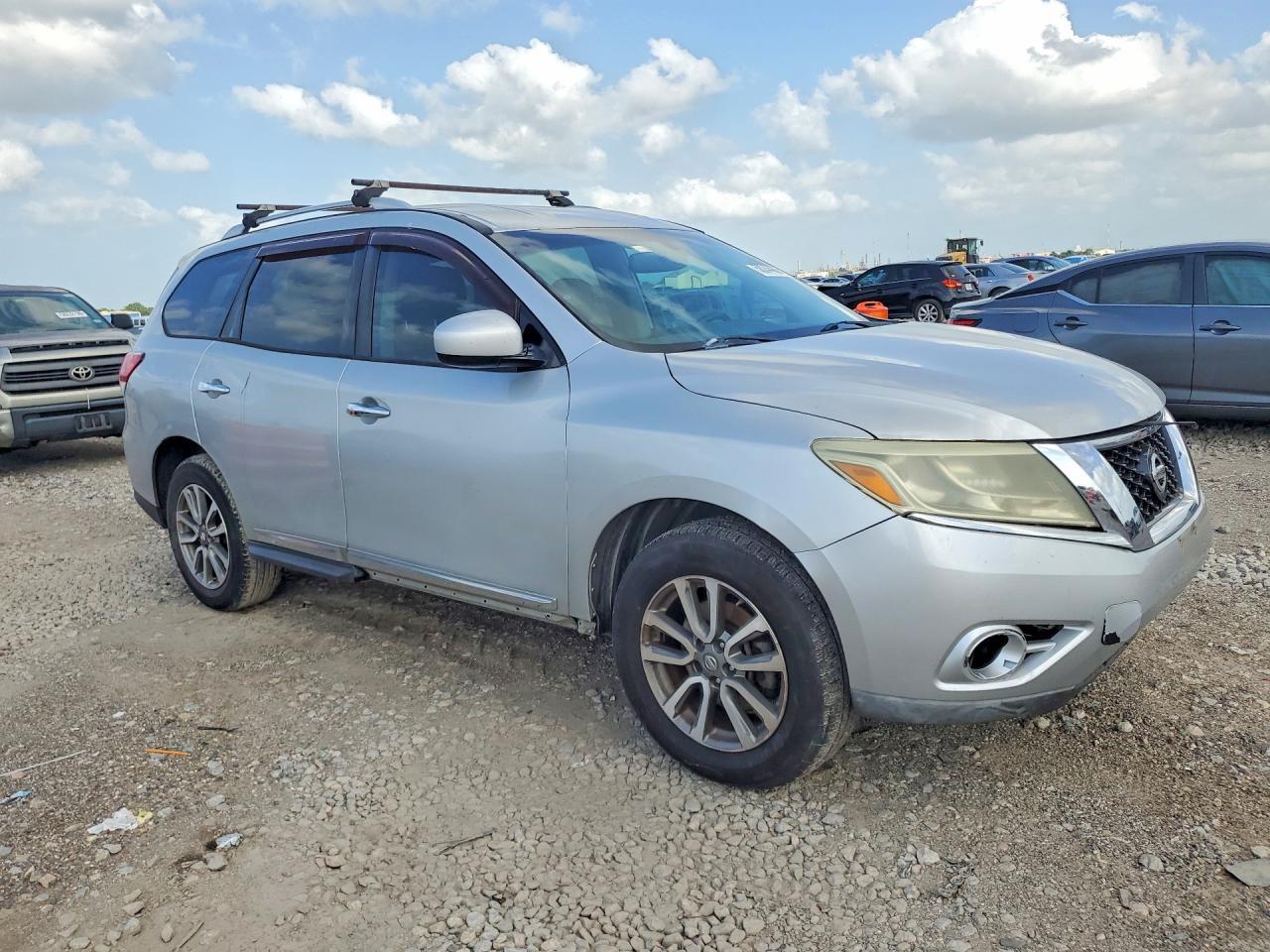 2013 Nissan Pathfinder S - zdjęcie 4