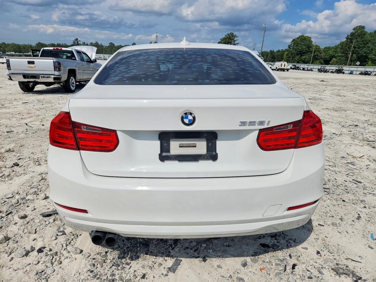 2014 BMW 328 I - zdjęcie 6