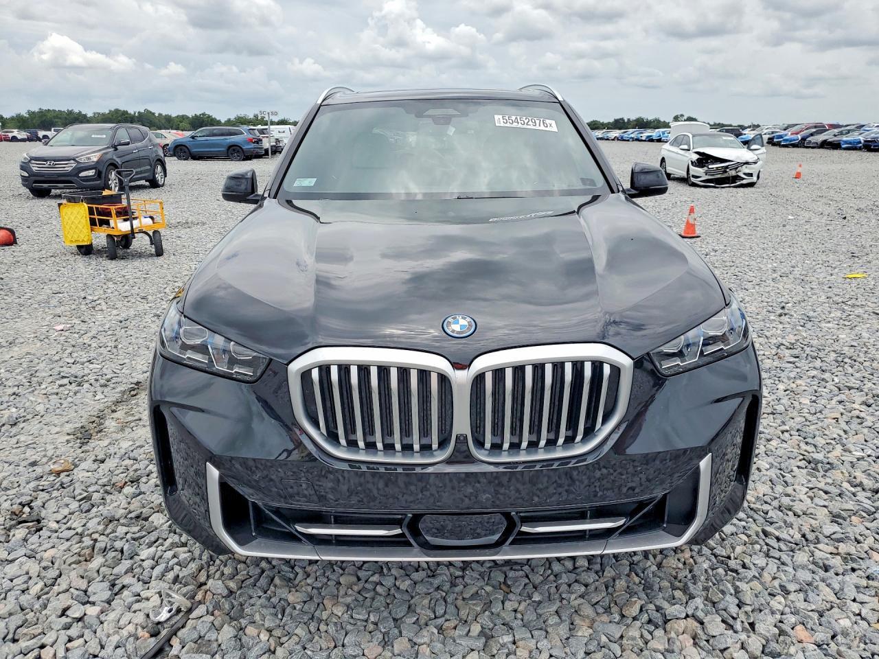 2025 BMW X5 xDrive50E - zdjęcie 5