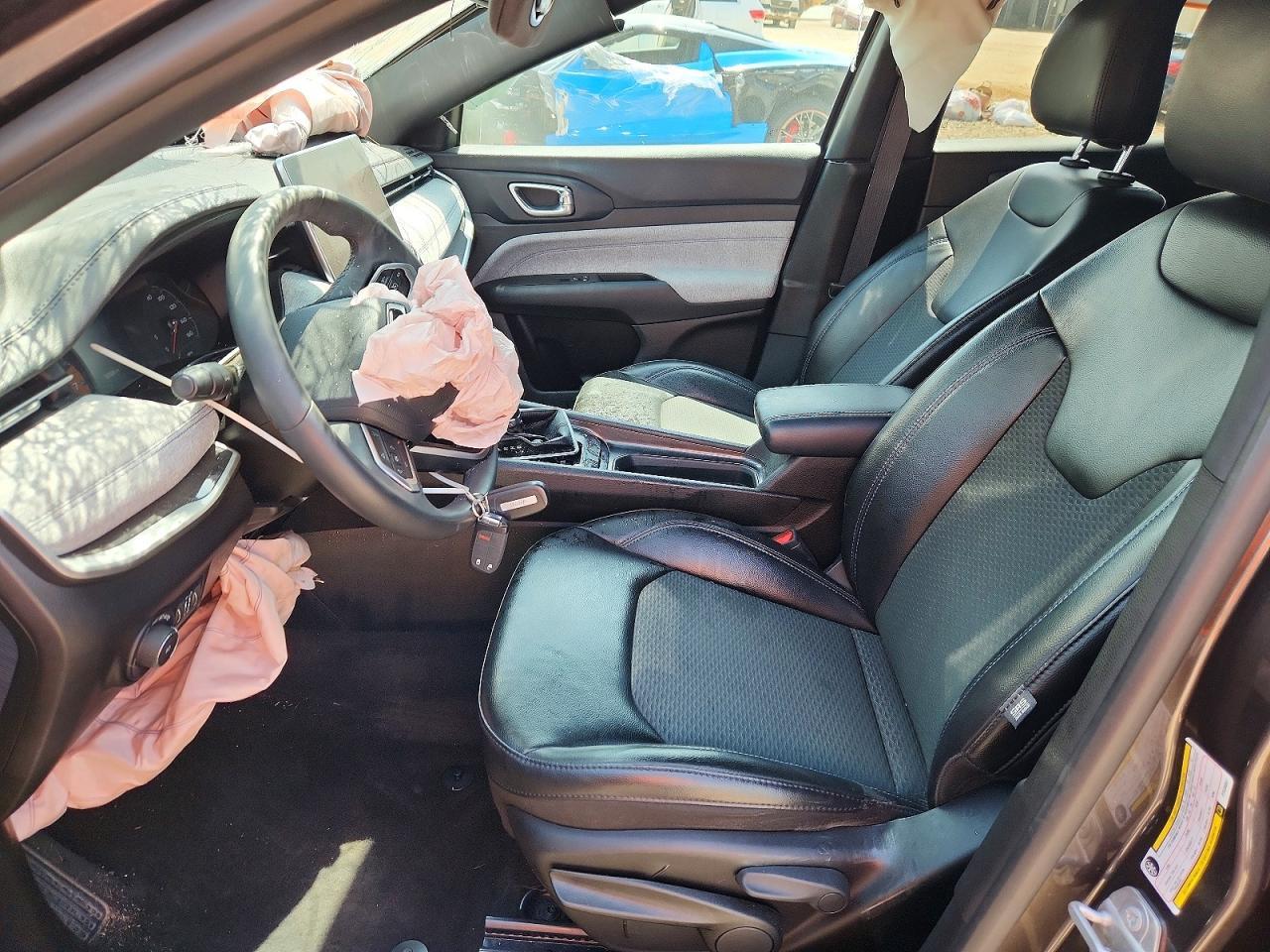 2023 Jeep Compass Latitude - zdjęcie 7