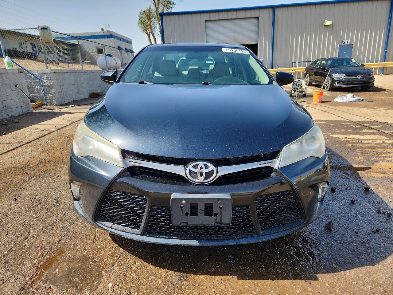 2017 Toyota Camry Se - zdjęcie 5