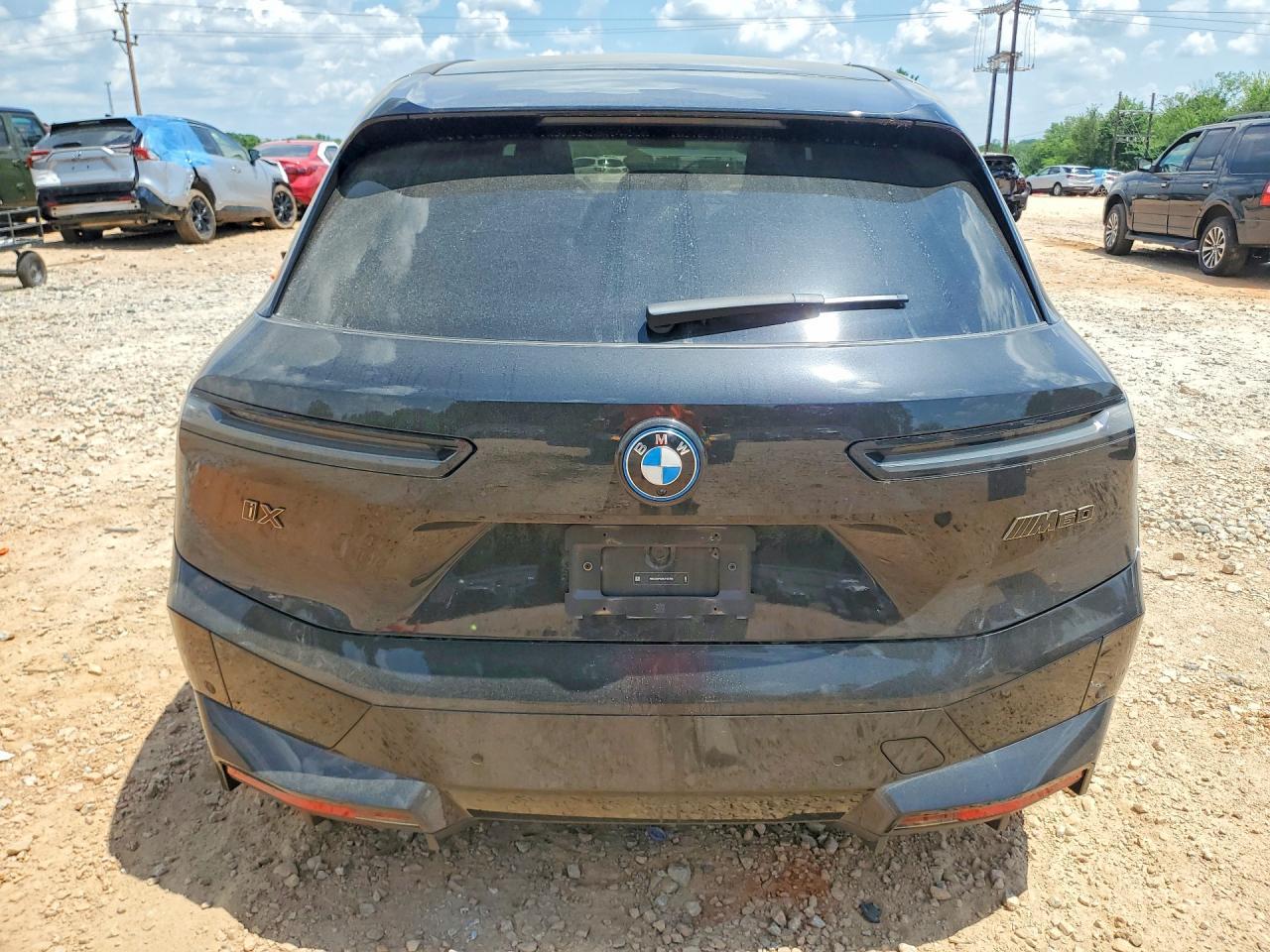 2024 BMW Ix M60 - zdjęcie 6