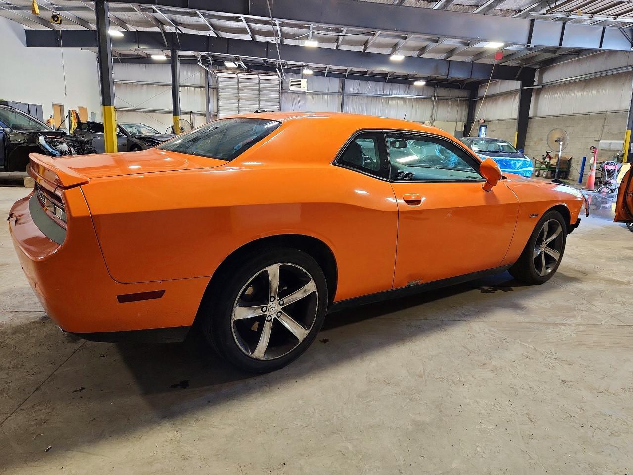 2014 Dodge Challenger Sxt - zdjęcie 3