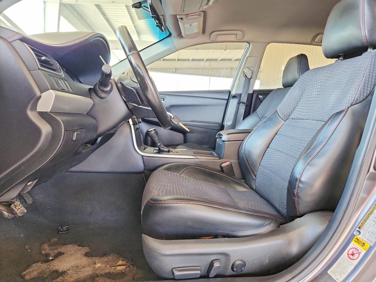 2015 Toyota Camry Se - zdjęcie 7