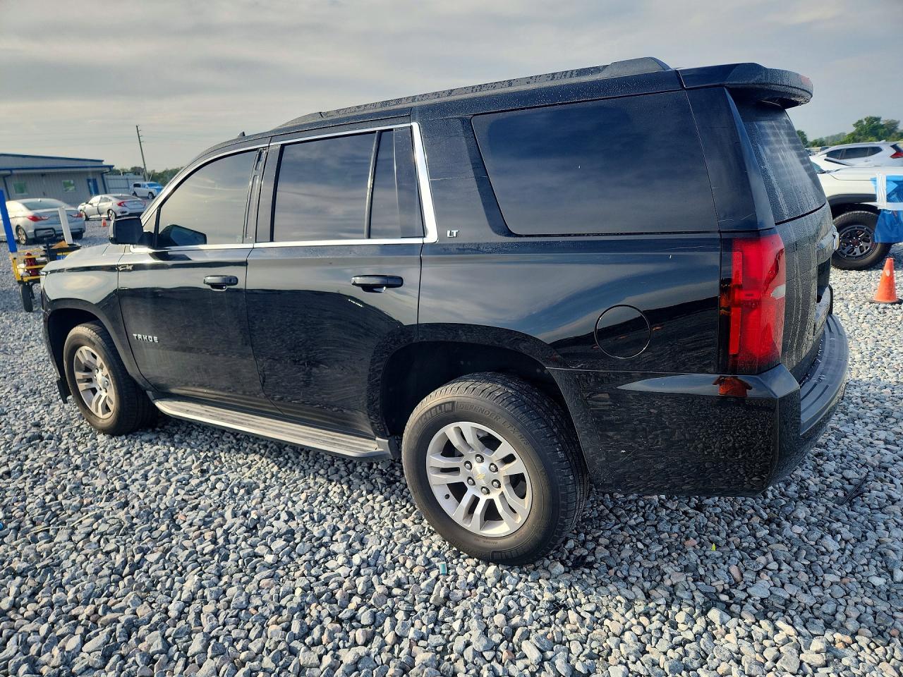 2016 Chevrolet Tahoe K1500 Lt - zdjęcie 2