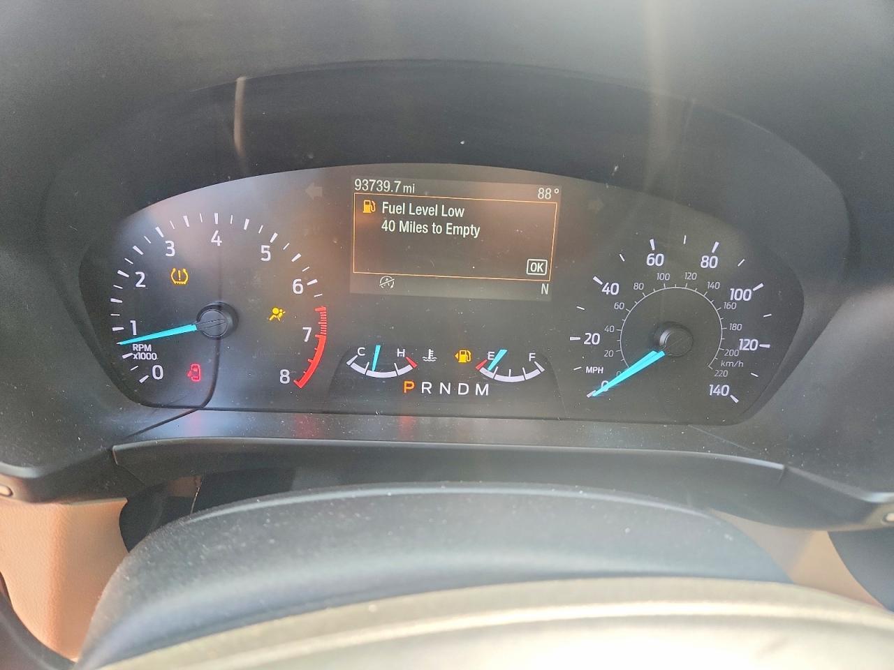 2020 Ford Escape Sel - zdjęcie 9