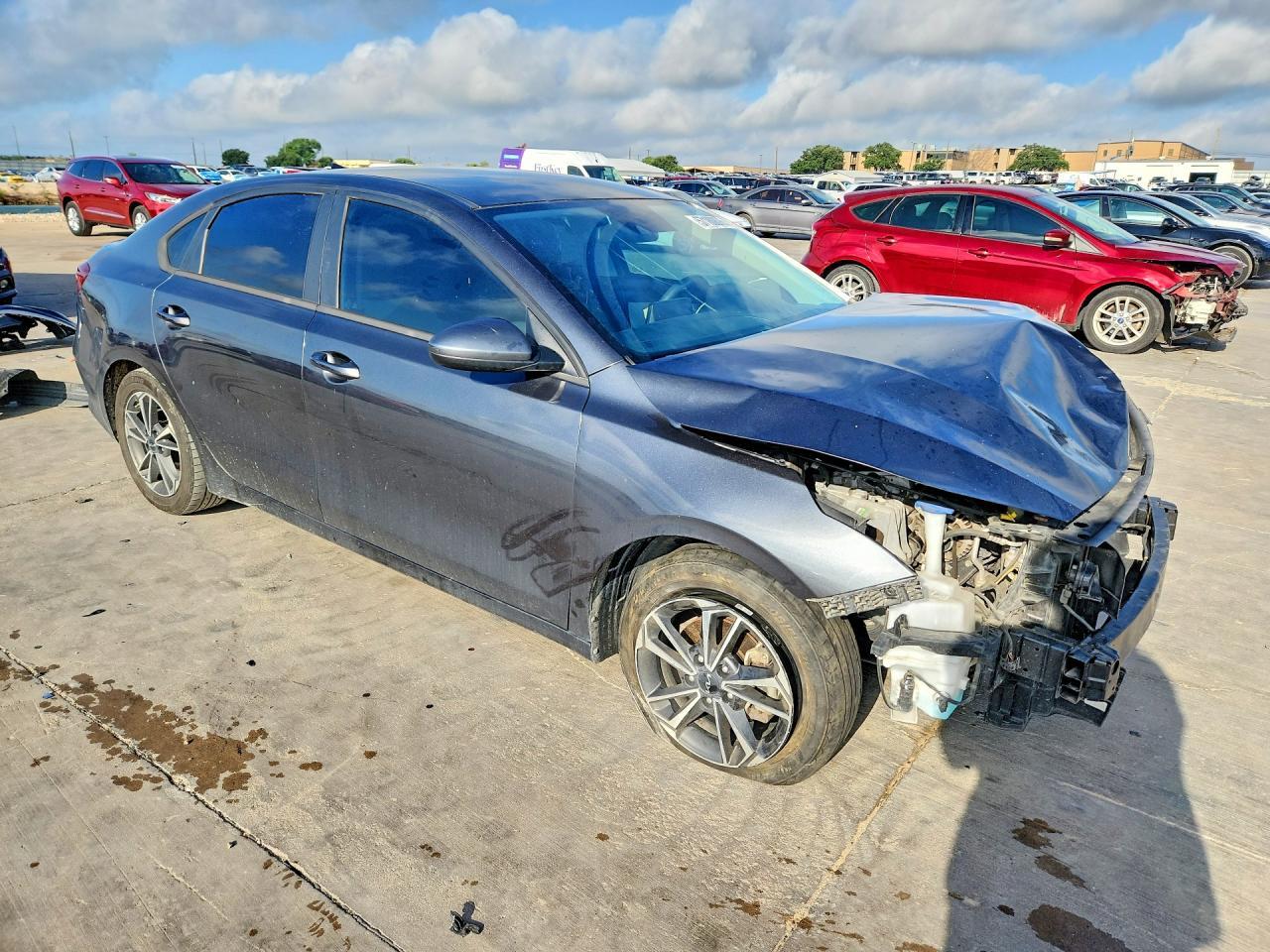 2023 Kia Forte Lxs - zdjęcie 4