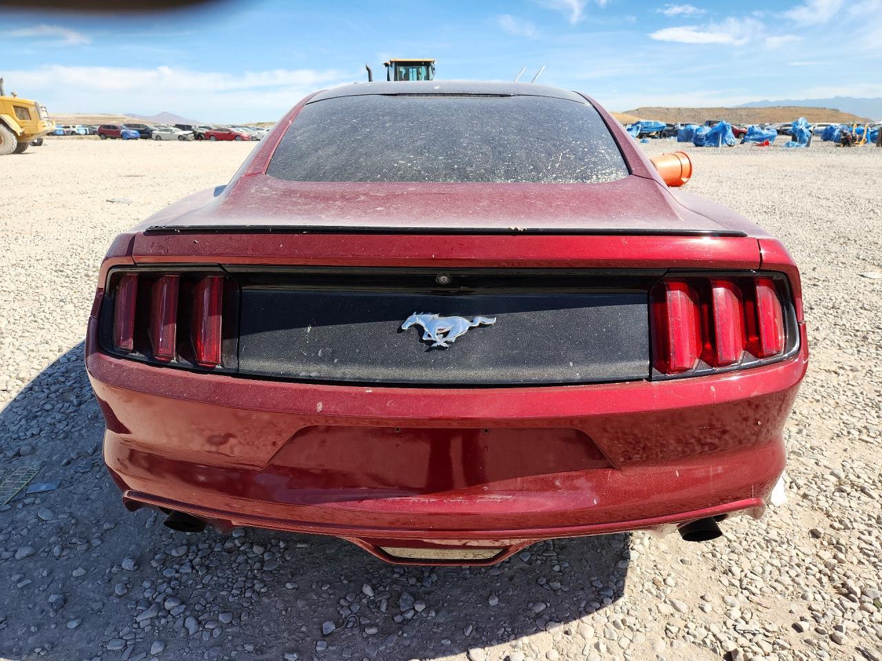 2017 Ford Mustang - zdjęcie 6