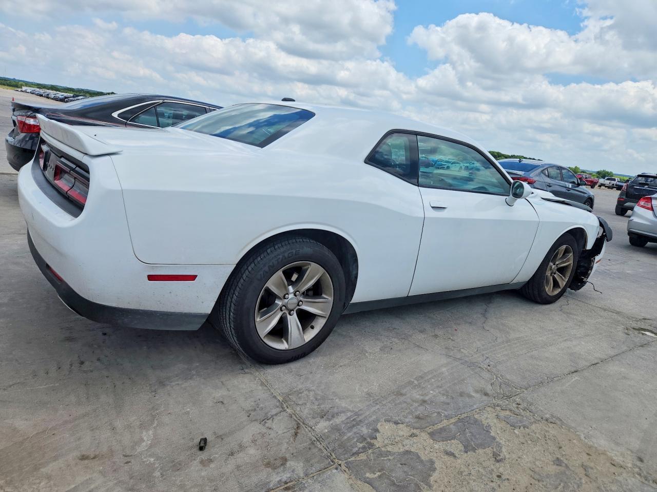 2021 Dodge Challenger Sxt - zdjęcie 3