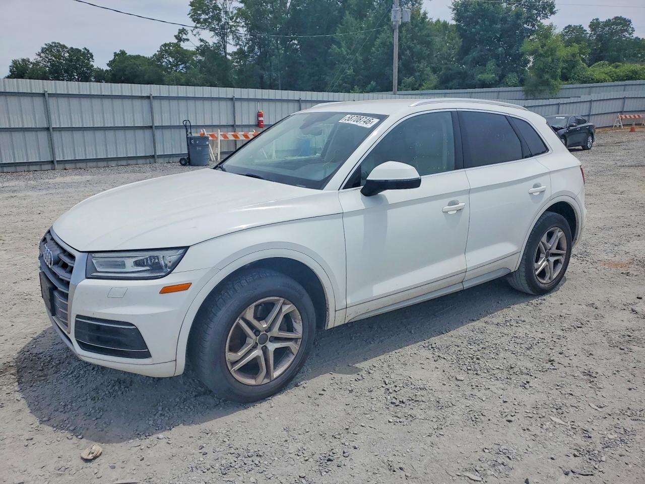 2019 Audi Q5 Premium - zdjęcie główne