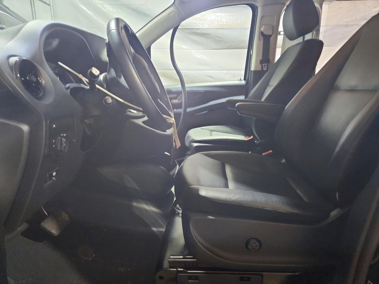 2022 Mercedes-Benz Metris - zdjęcie 7