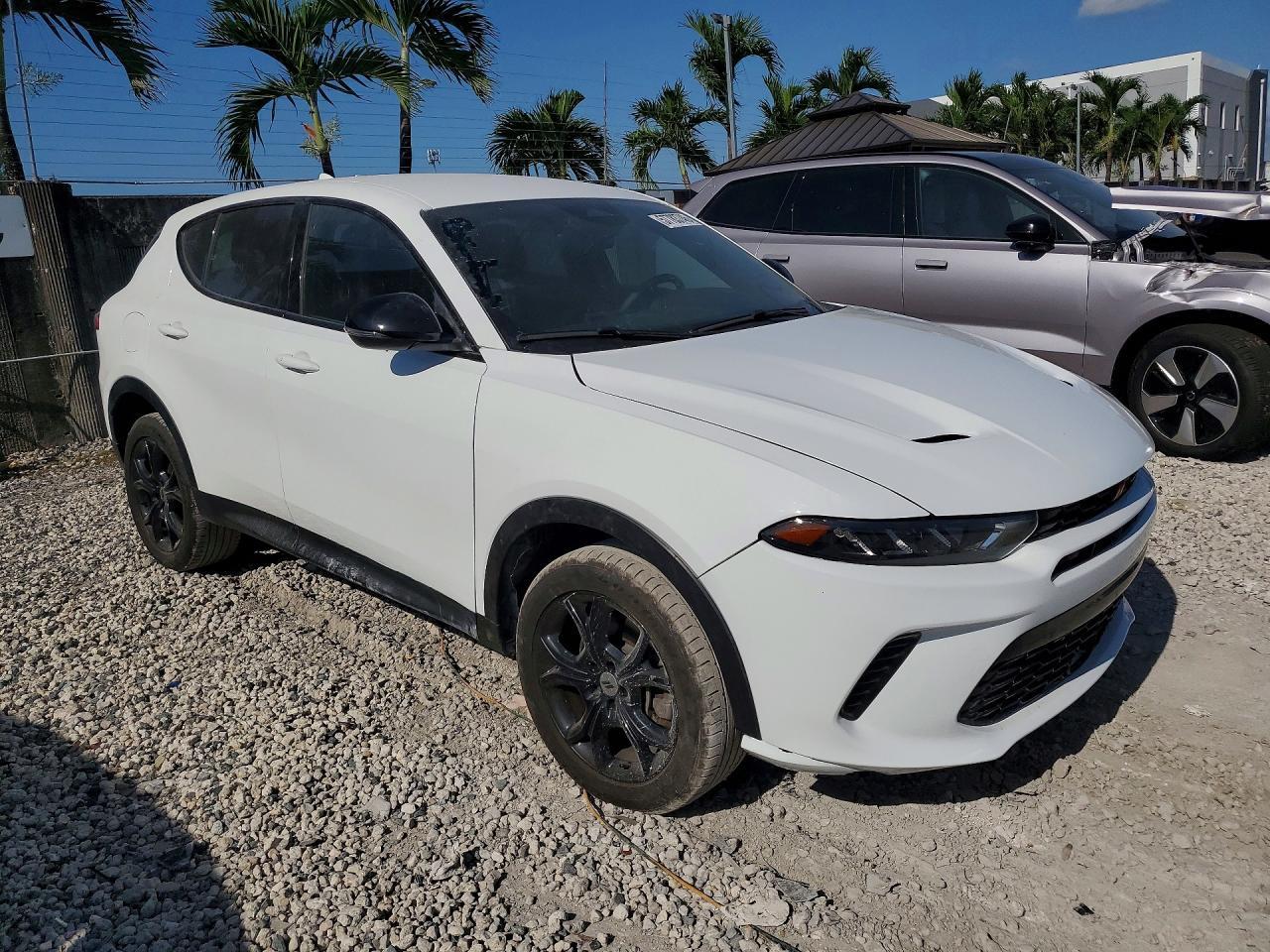2023 Dodge Hornet Gt - zdjęcie 4