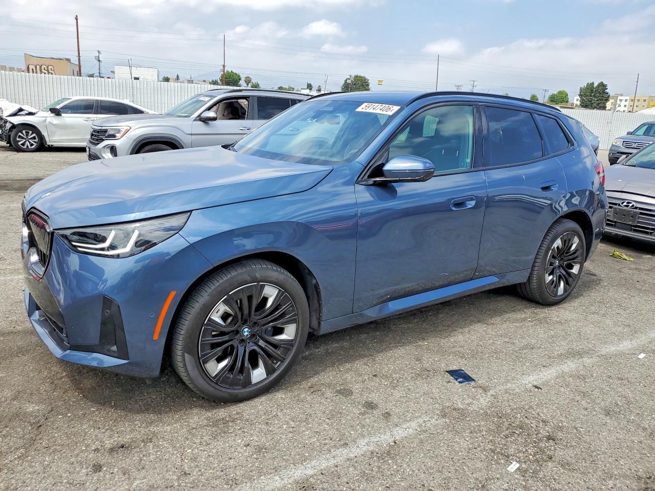2025 BMW X3 30 xDrive - zdjęcie główne