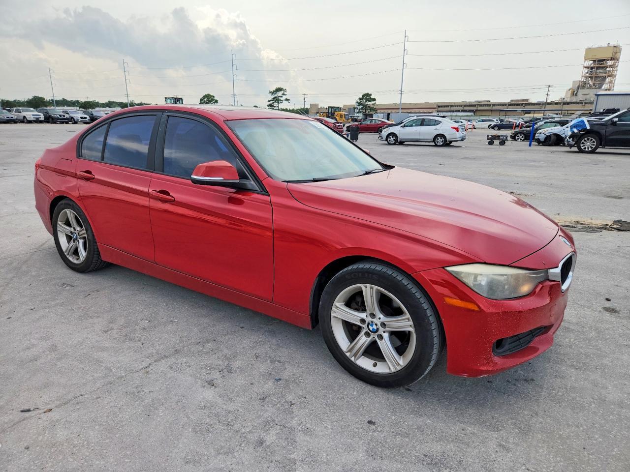 2014 BMW 320 I - zdjęcie 4