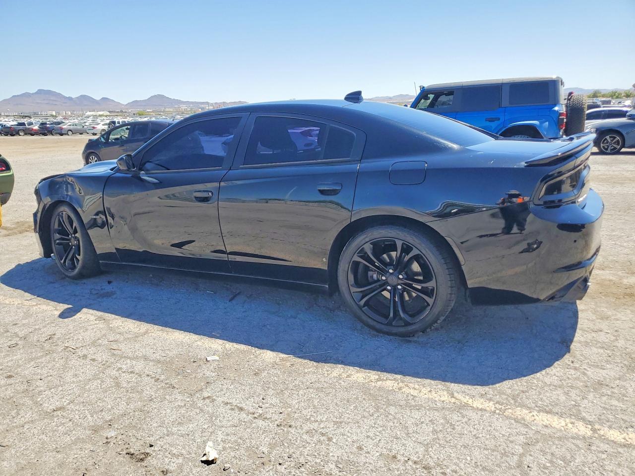 2018 Dodge Charger R - zdjęcie 2