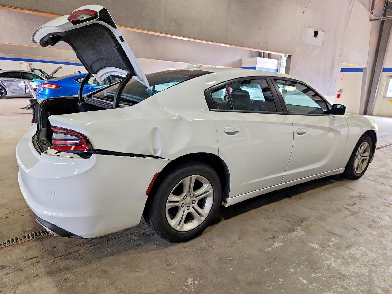 2023 Dodge Charger 4D 2Wd - zdjęcie 3