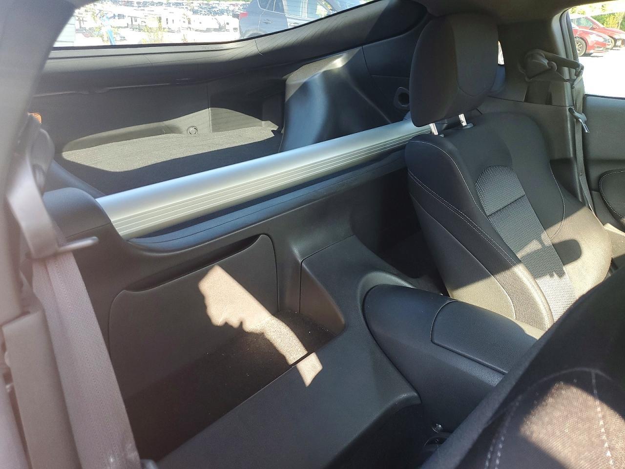 2018 Nissan 370Z Base - zdjęcie 10